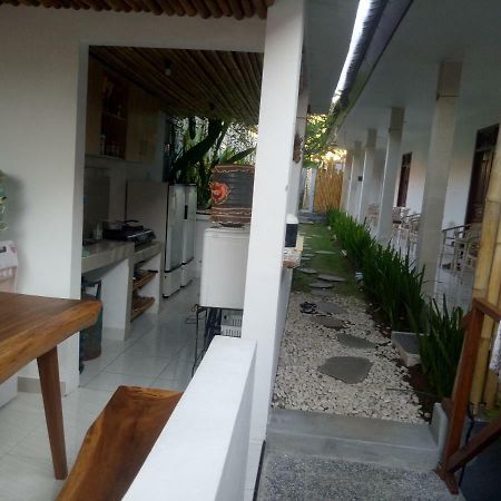 Andy Guesthouse Canggu Eksteriør billede