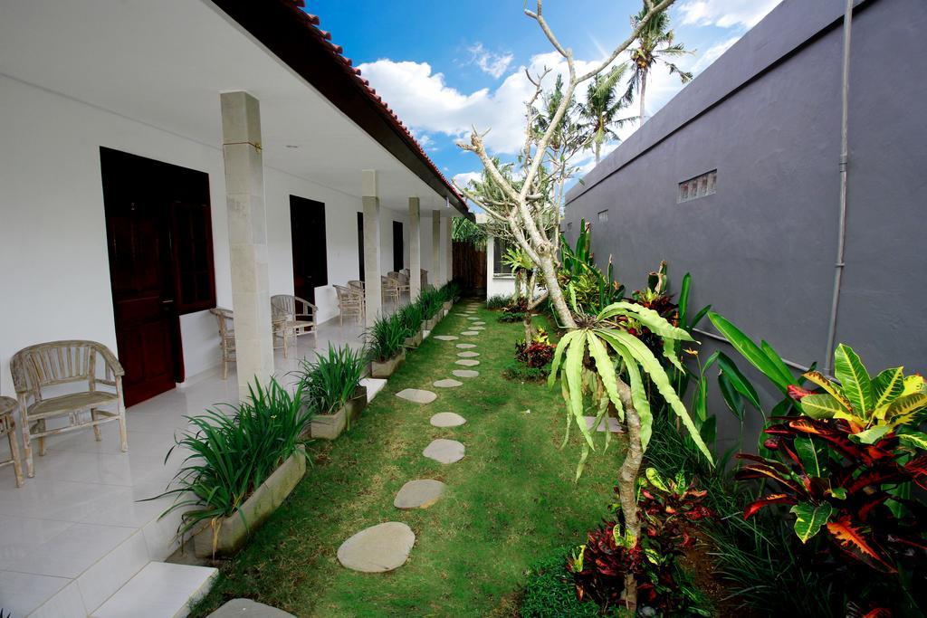 Andy Guesthouse Canggu Eksteriør billede