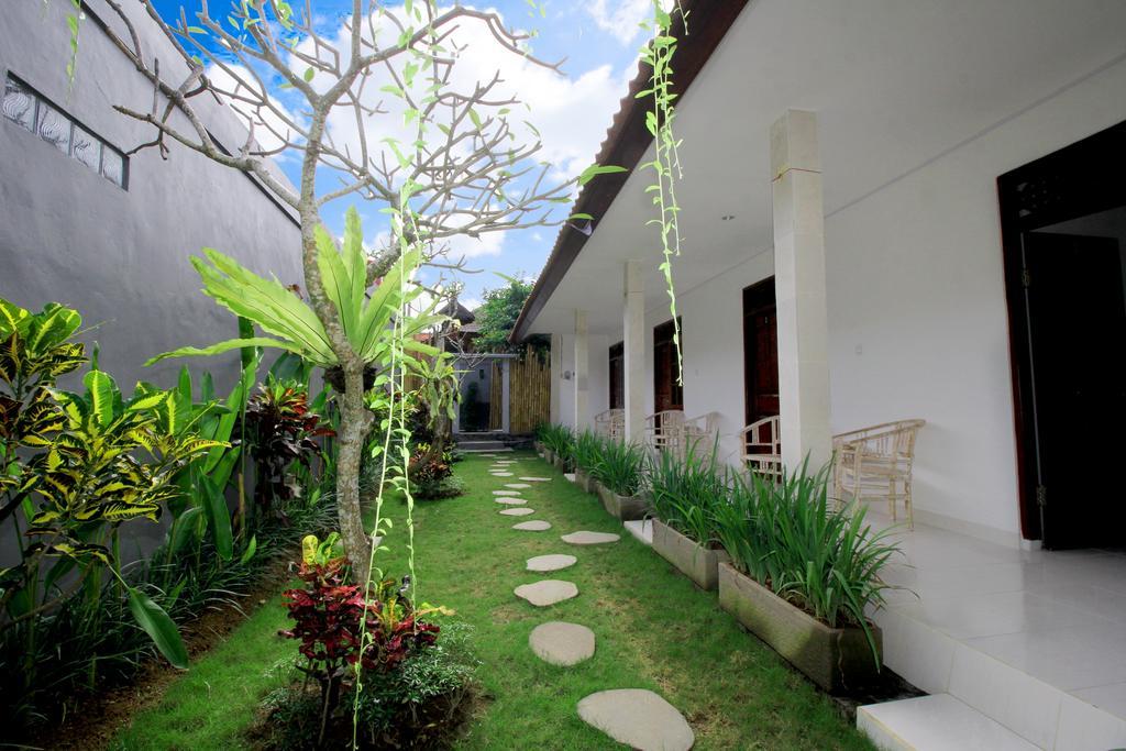 Andy Guesthouse Canggu Eksteriør billede