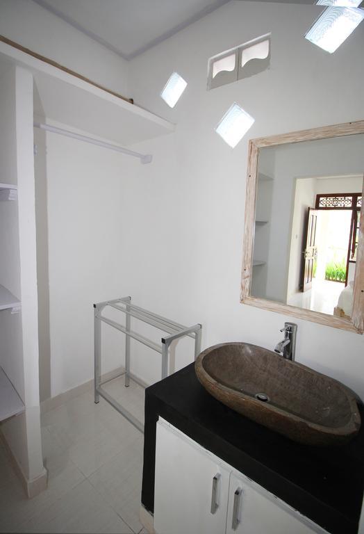 Andy Guesthouse Canggu Eksteriør billede