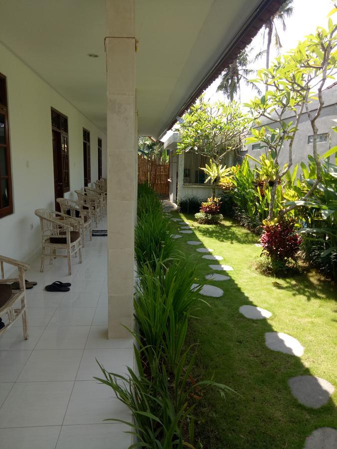Andy Guesthouse Canggu Eksteriør billede